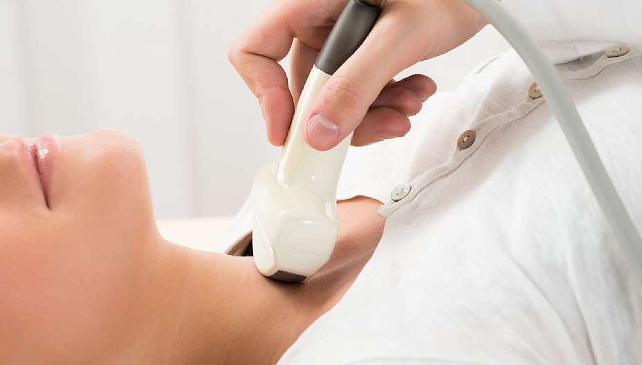 גידולים בבלוטת התריס – גורמי הסיכון, סוגי הגידולים ודרכי הטיפול