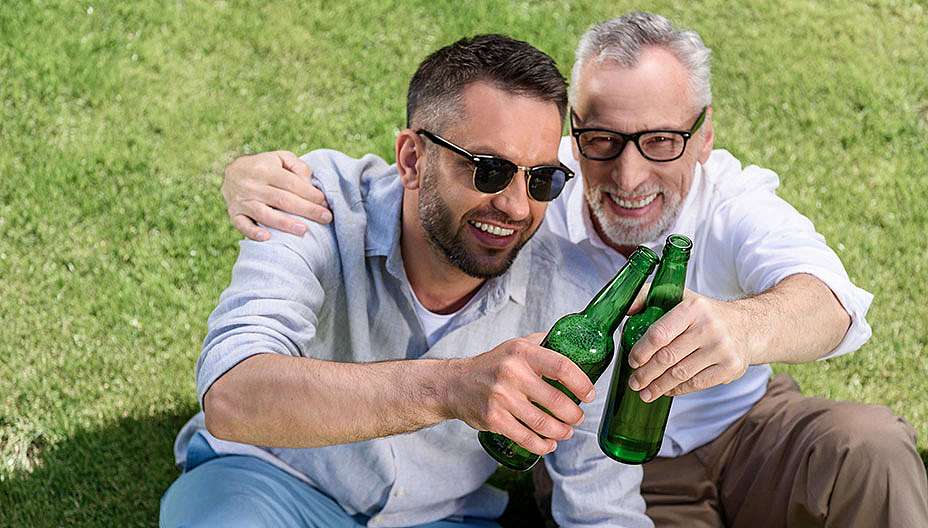 לגברים בלבד