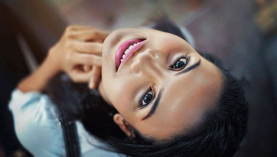 הלבנת שיניים בלי לצאת מהבית